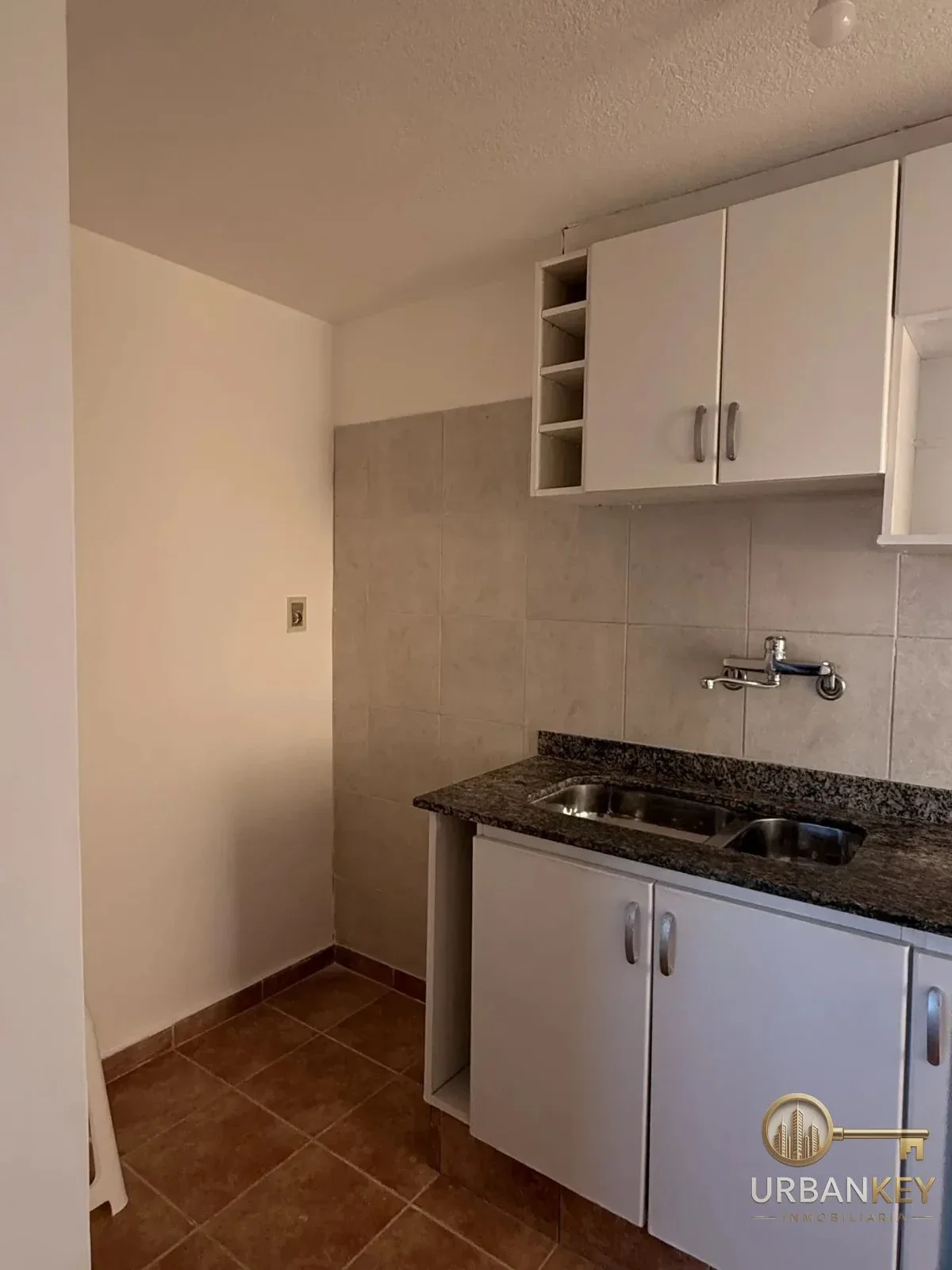 APARTAMENTO EN ALQUILER DE 2 DORMITORIOS CON TERRAZA LAVADERO EN LA BLANQUEADA - Imagen 4