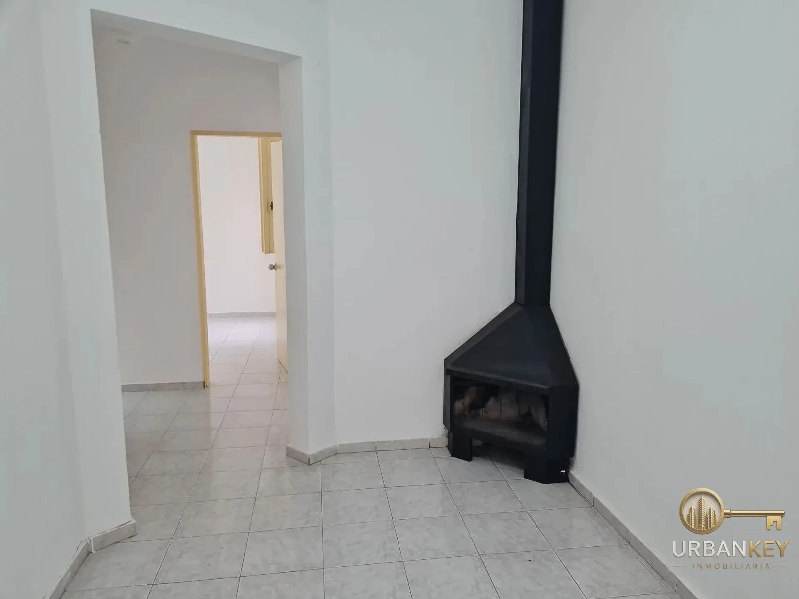 ALQUILER APARTAMENTO 2 DORMITORIOS EN BARRIO SUR BAJOS GASTOS A PASOS DE LA RAMBLA - Imagen 5