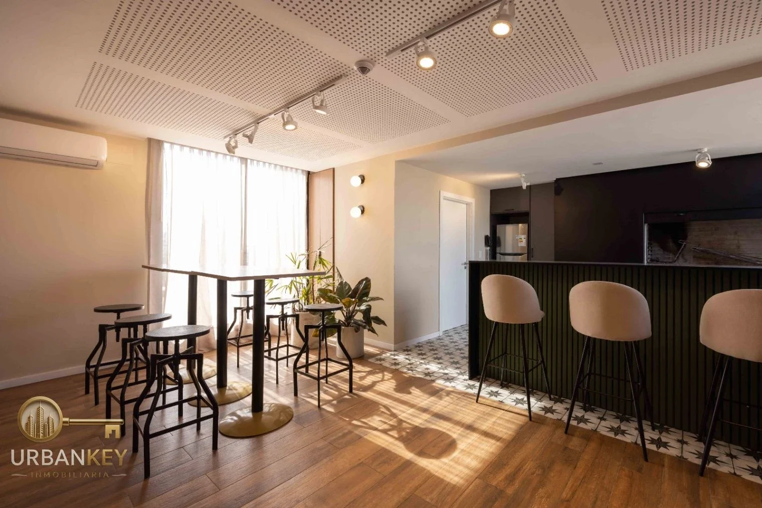 ALQUILER APARTAMENTO 2 DORMITORIOS BAÑON TERRAZA AMENITIES EN CORDON - Imagen 1