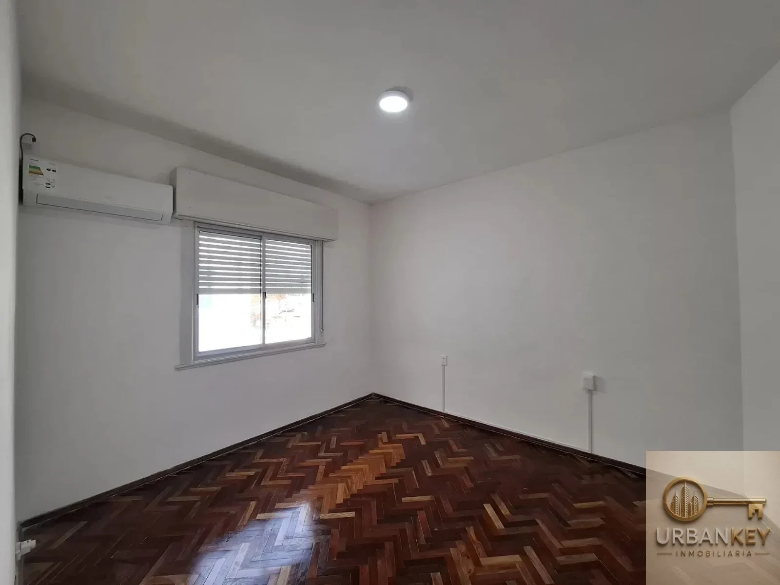 Apartamento en alquiler 1 dormitorio sobre Avenida Gral Flores en La Figurita - Imagen 2