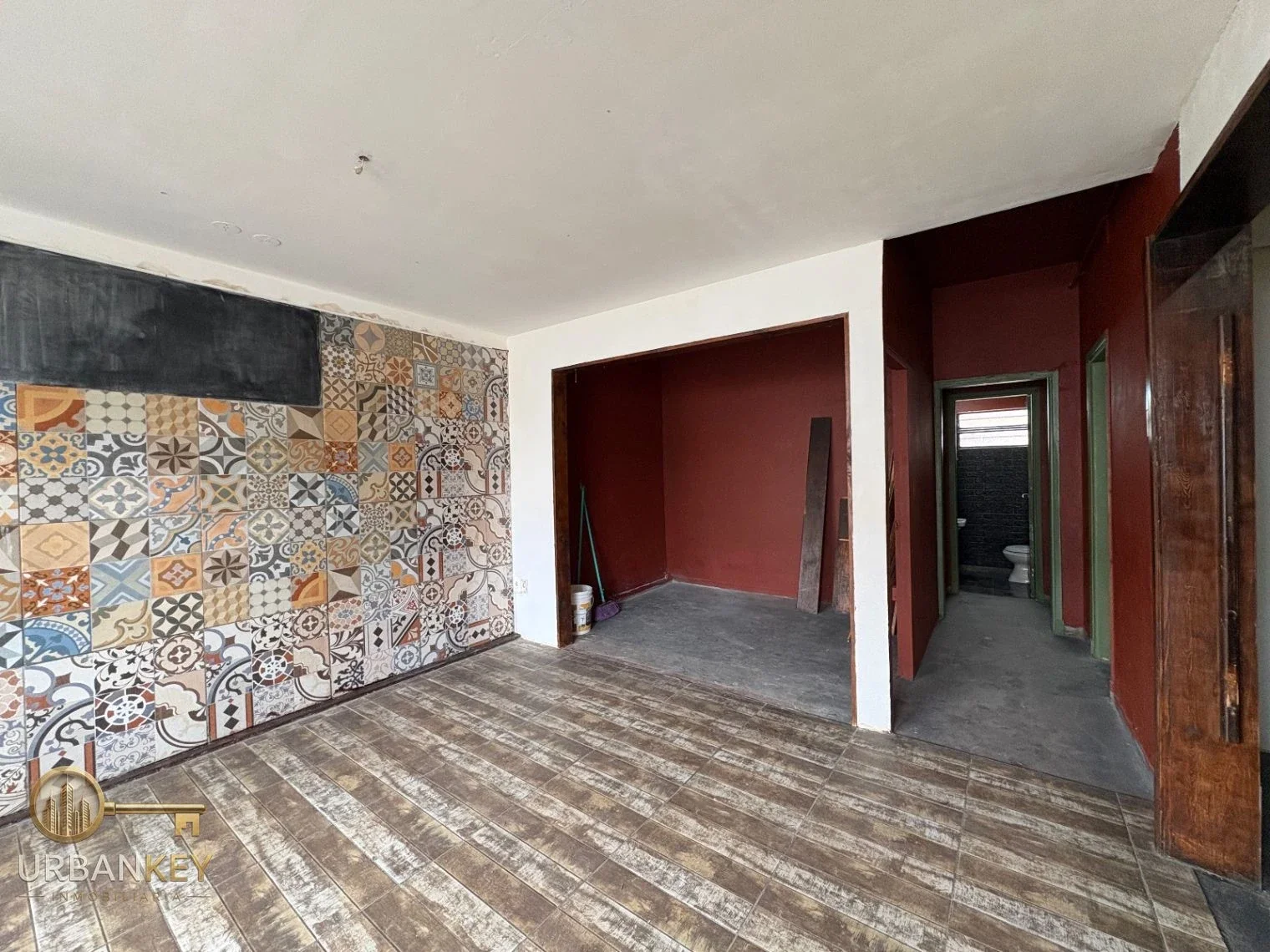 ALQUILER LOCAL COMERCIAL EN PARQUE BATLLE SIN GASTOS COMUNES - Imagen 3