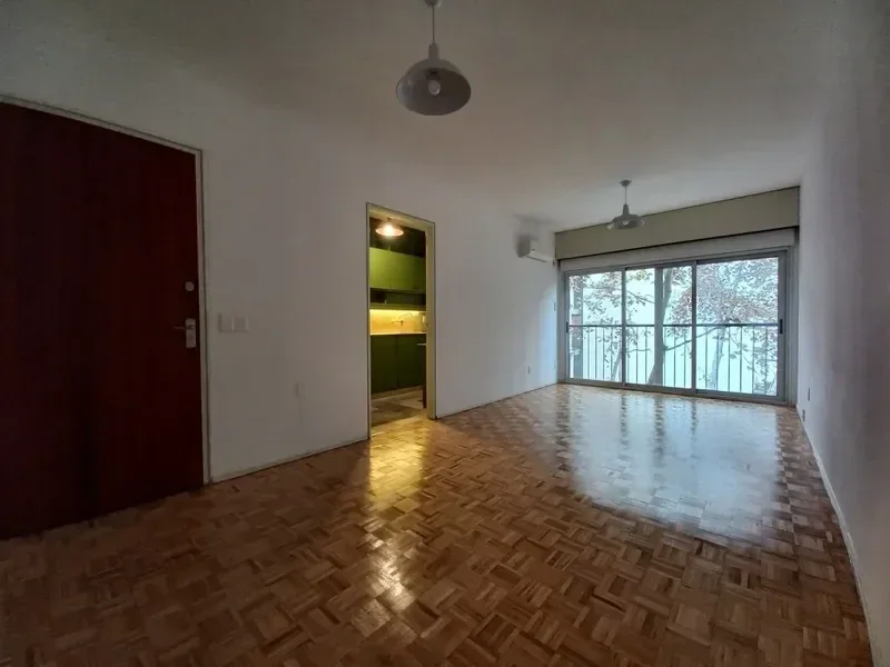 Apartamento en alquiler en Centro - Imagen 1