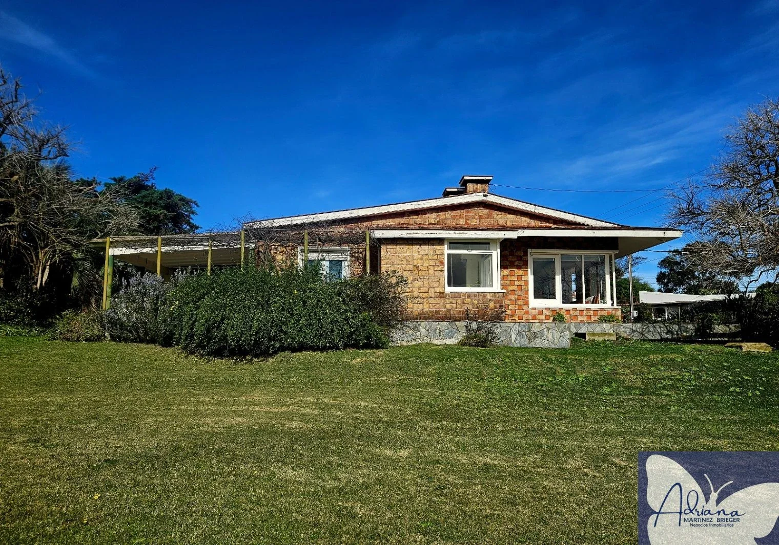 Pta.Colorada - Casa con gran jardín/parque y hermosas vistas - 2 dormitorios - Imagen 2