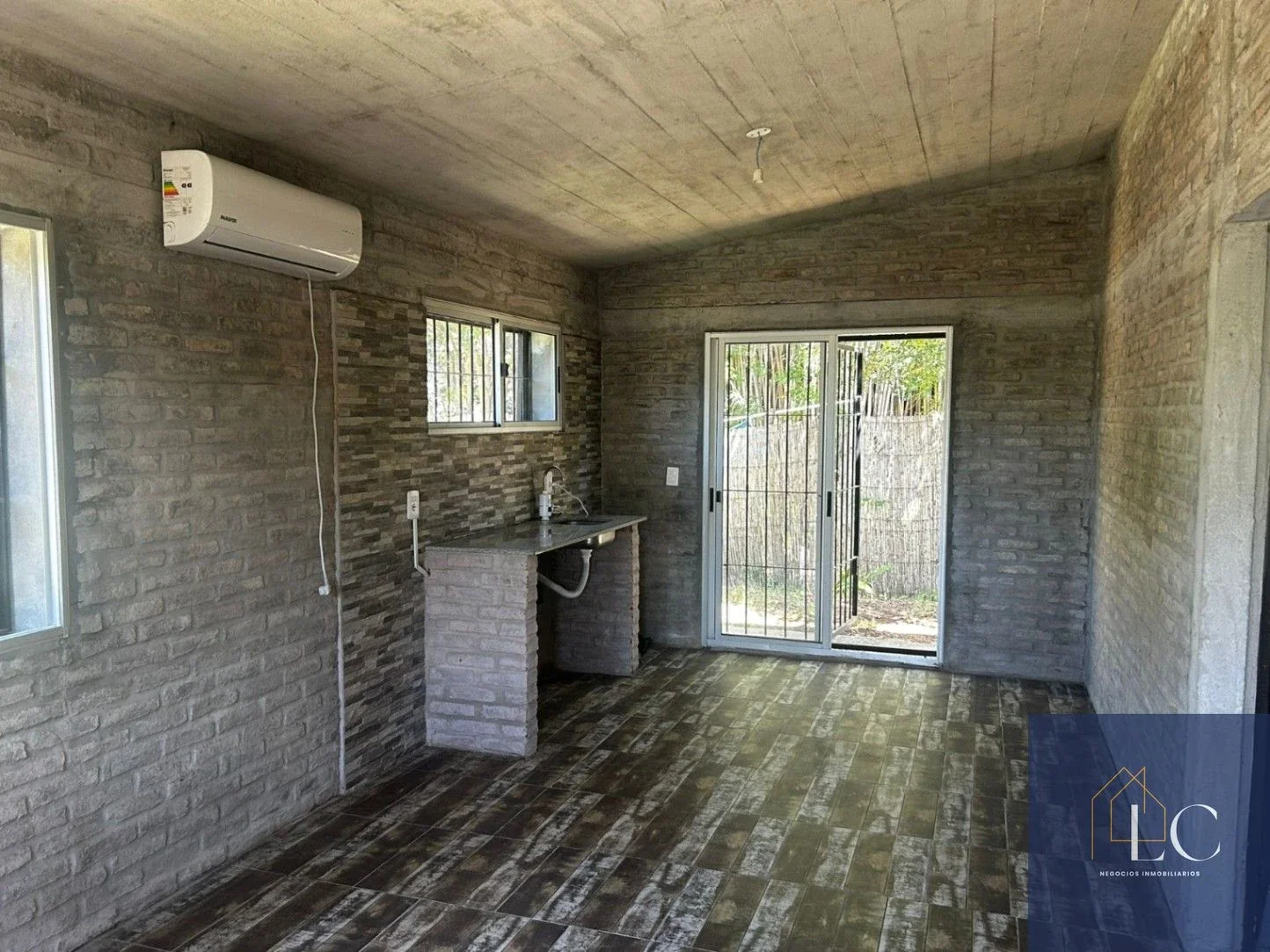 Casa en alquiler c/ cochera en Pinamar - Imagen 2
