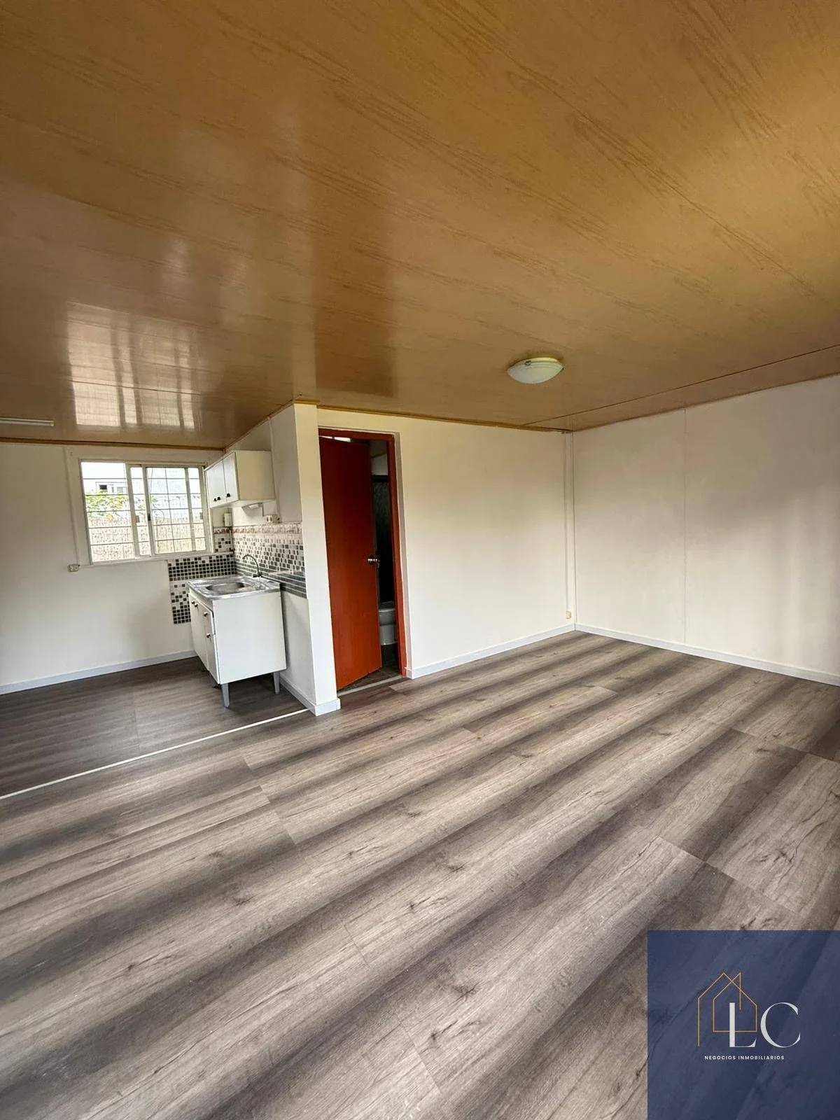 Casa en alquiler c/ cochera en Villa Argentina - Imagen 3