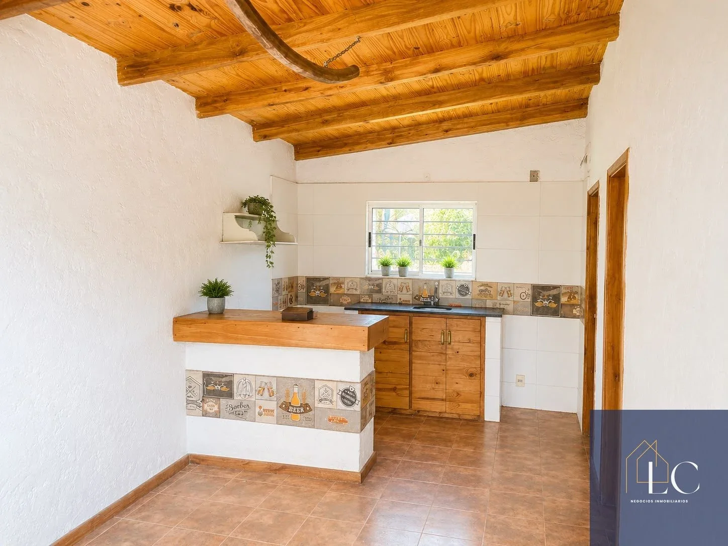Casa en alquiler c/ cochera en Neptunia - Imagen 2