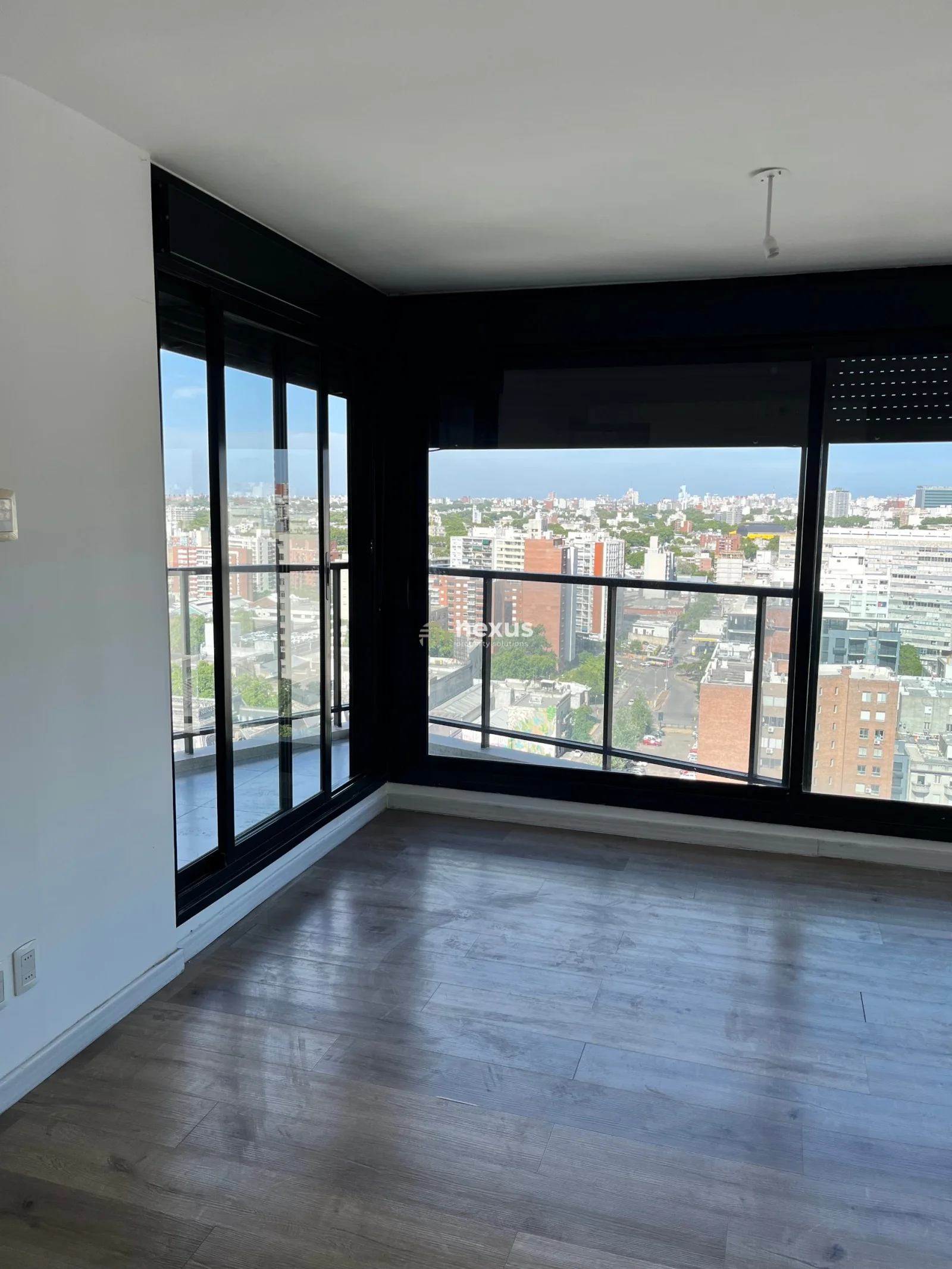Apartamento en venta c/ cochera en Centro - Imagen 1