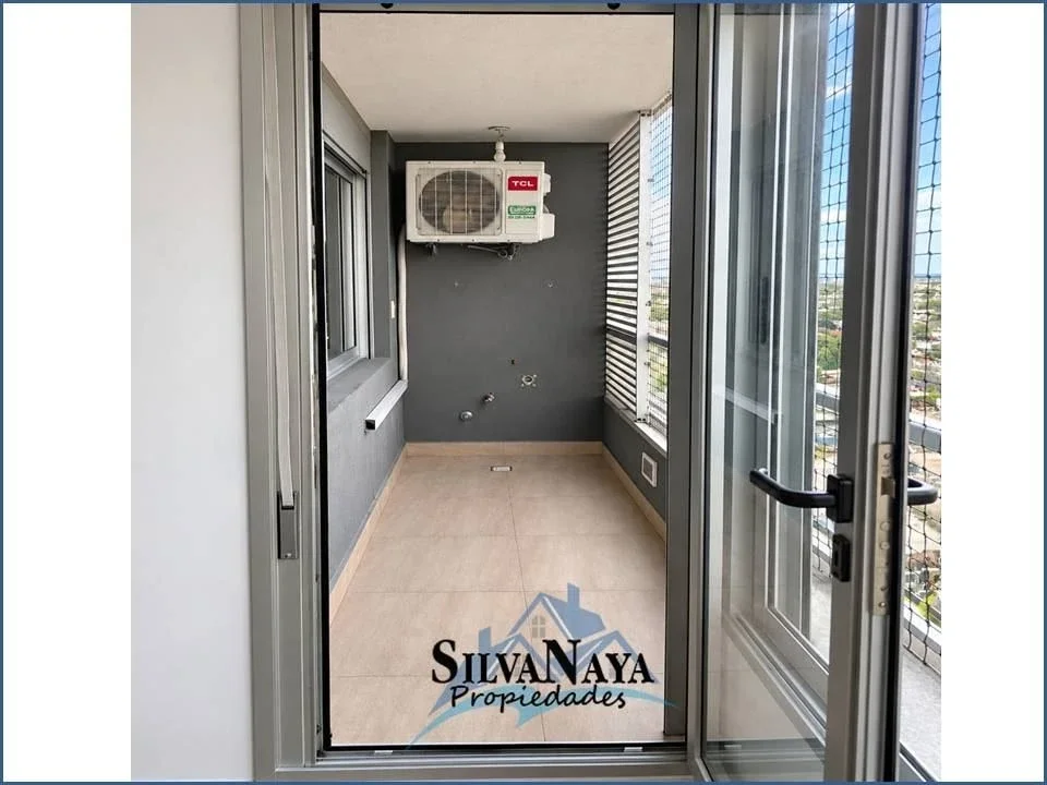 Apartamento en alquiler en Tres Cruces - Imagen 3