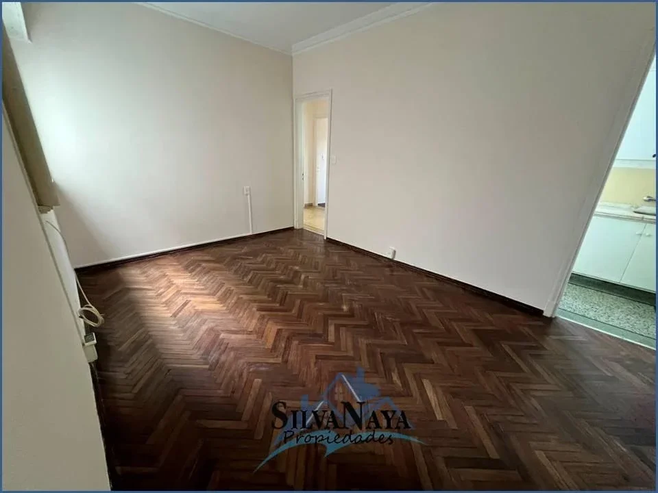 Apartamento en alquiler en Parque Rodo - Imagen 1