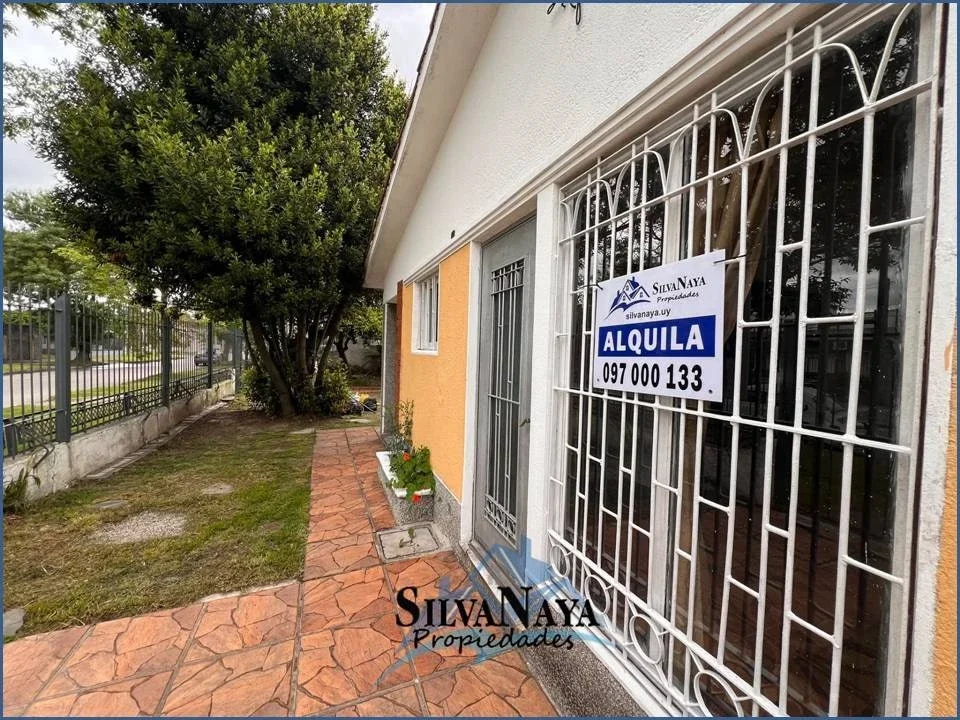 Casa en alquiler c/ cochera en Piedras Blancas - Imagen 3