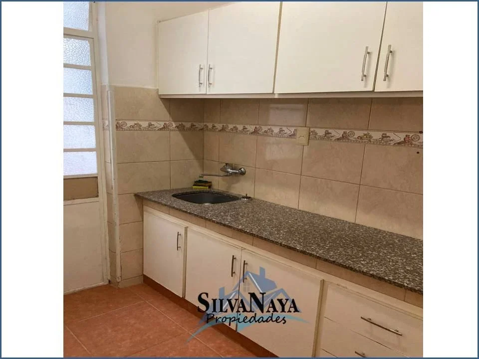 Apartamento en alquiler en Tres Cruces - Imagen 4