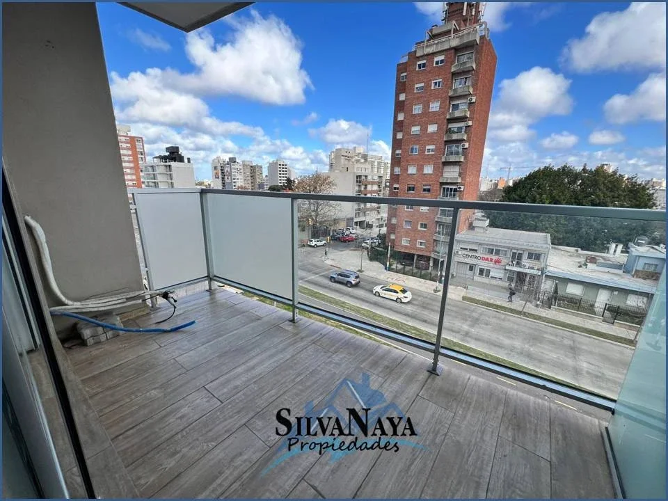 Apartamento en alquiler en Parque Batlle - Imagen 2