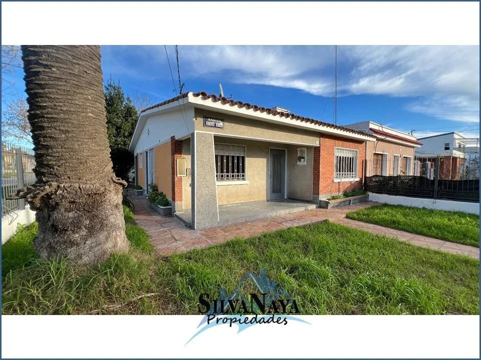 Casa en alquiler c/ cochera en Piedras Blancas - Imagen 2