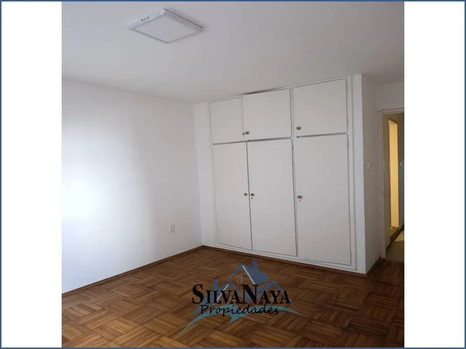 Apartamento en alquiler en Centro - Imagen 4