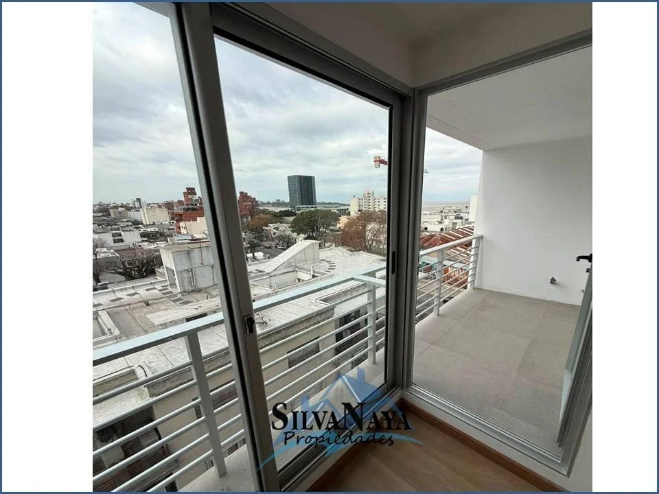 Apartamento en alquiler c/ cochera en Barrio Sur - Imagen 4