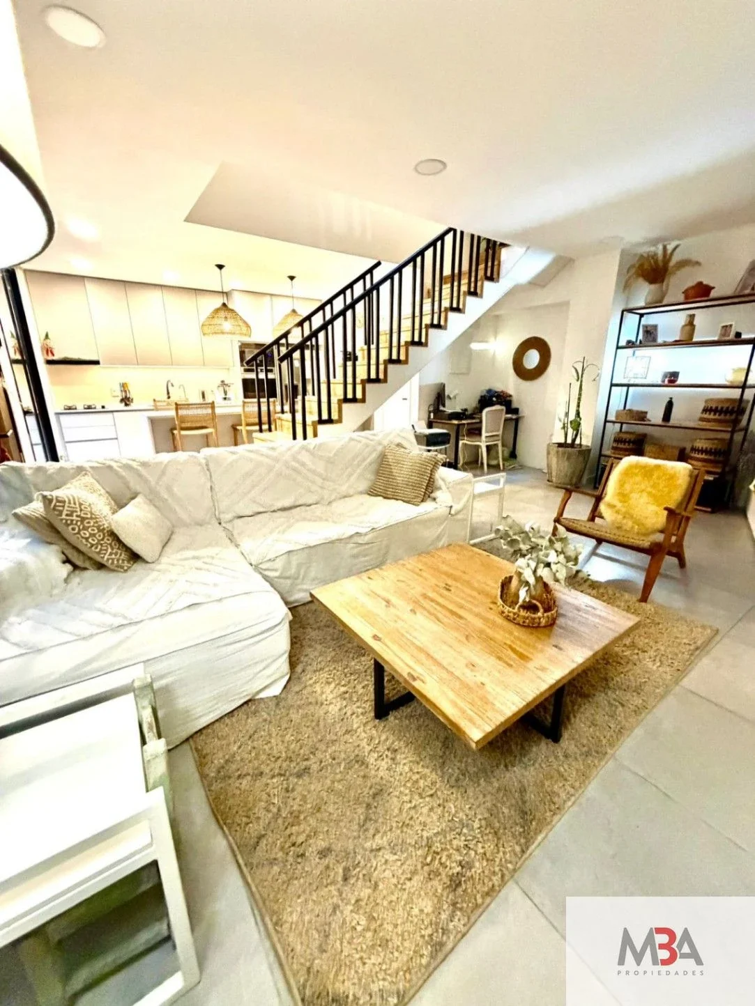 Casa en venta c/ cochera en Pocitos Nuevo - Imagen 1