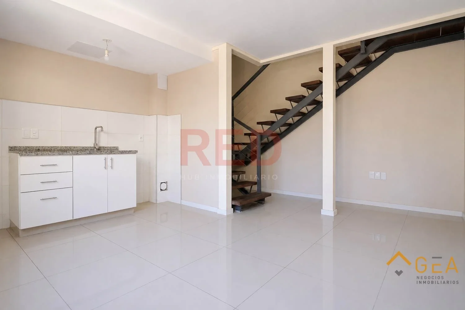 Casa Dúplex 1 dormitorio, Patio con parrillero en venta en Villa Muñoz - Imagen 2
