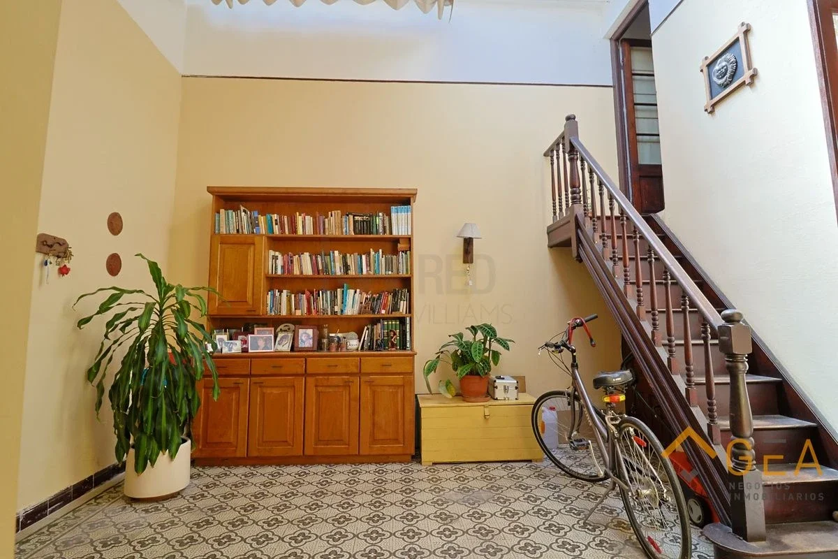 Casa en venta de 6 dormitorios c/ cochera en Aguada - Imagen 4