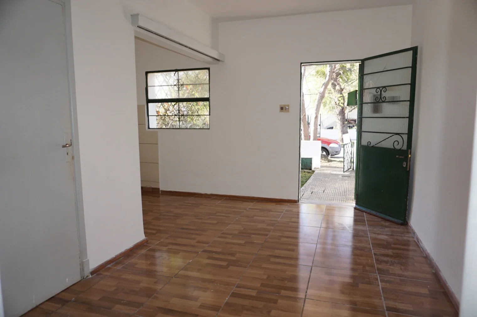 Linda casita de buena construcción en Sayago ubicada a 150 mts de Millán y Raffo (Círculo Católico) - Imagen 5