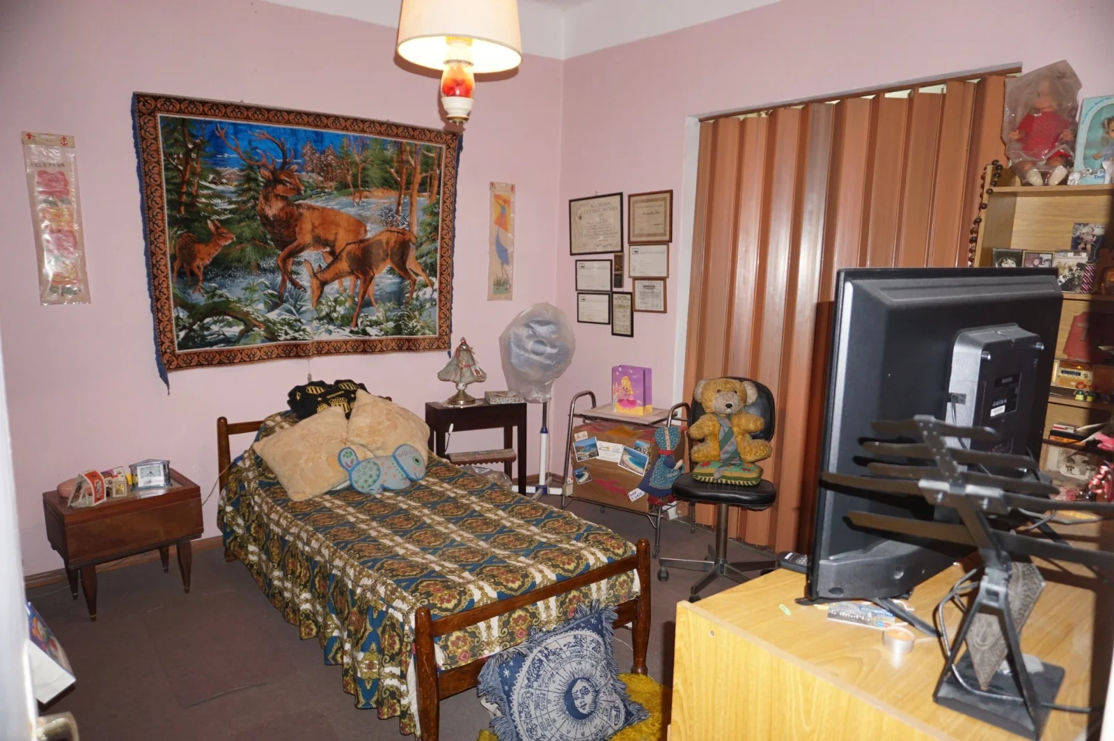 Buena Casa 2 Dormitorios con jardín posibilidad de entrar auto y patio en Colón - Imagen 4