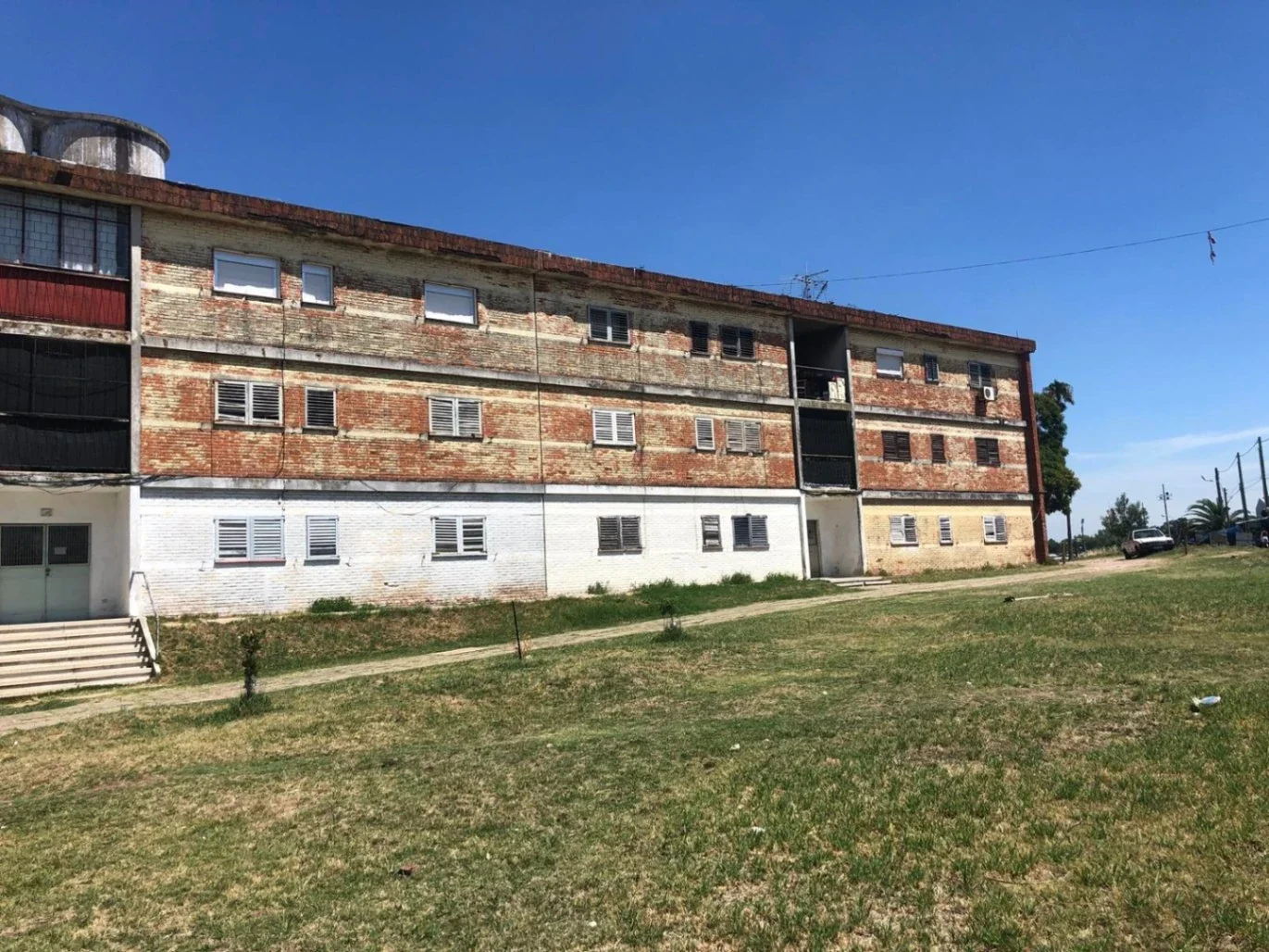 Apartamento "con renta" de 3 dormitorios y terraza, próximo a Br Batlle y Ordoñez e Instrucciones - Imagen 1