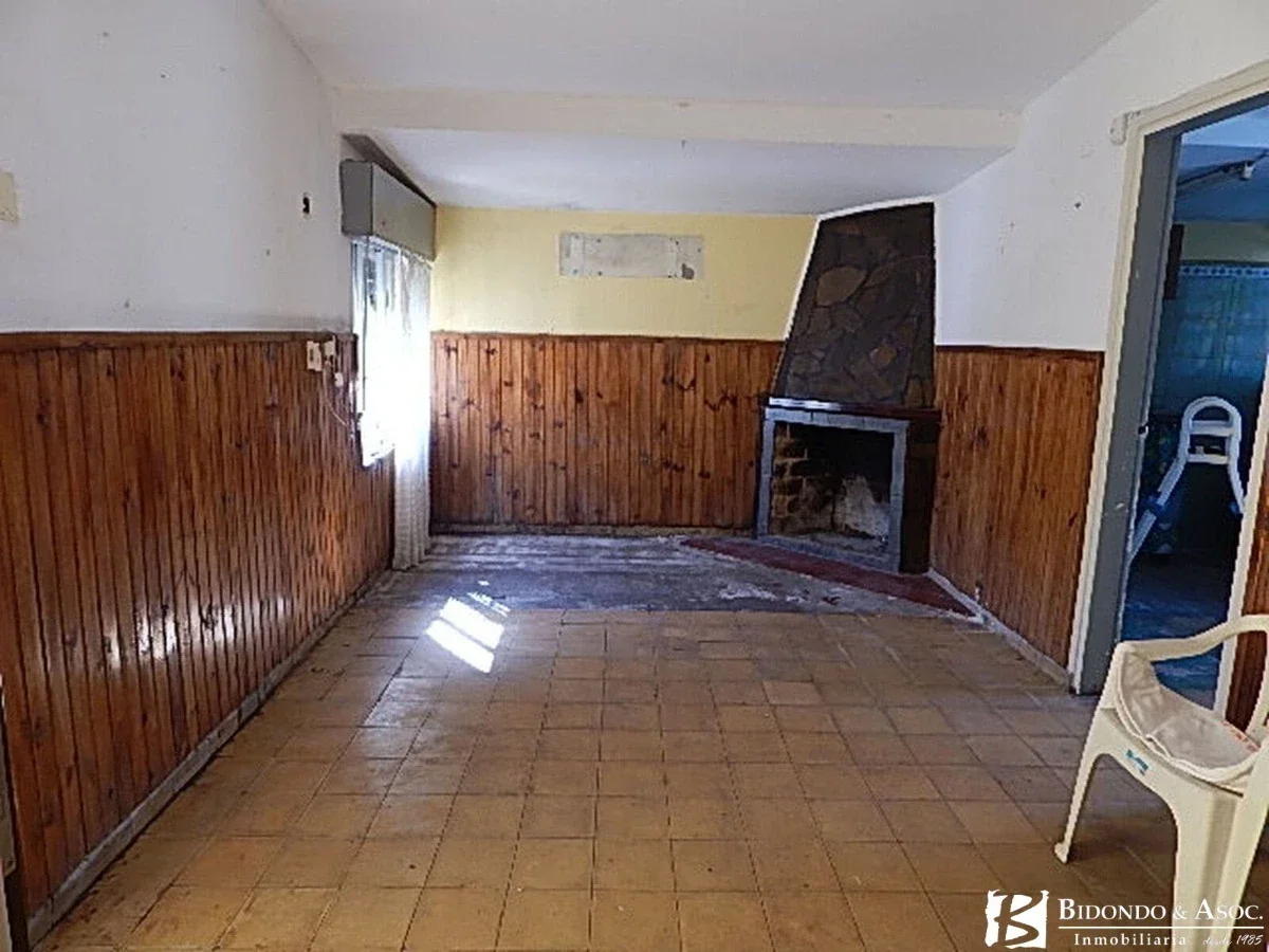 Casa 2 Dormitorios con fondo y parrillero Próxima A Millán Y Garzón - Imagen 2