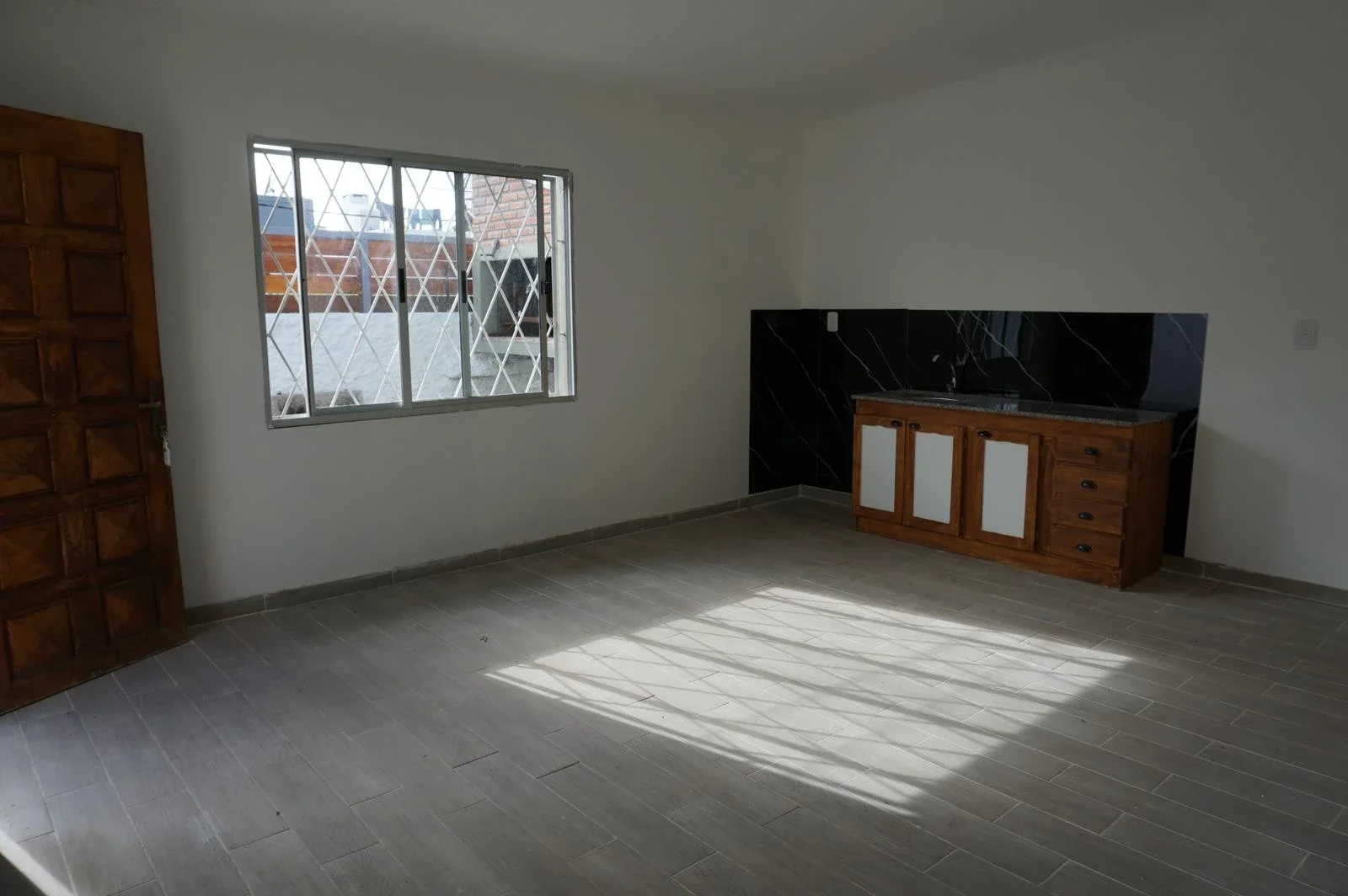Casa en alquiler c/ cochera en Peñarol - Imagen 5