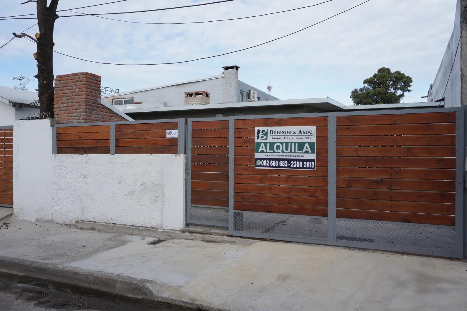 Casa en alquiler c/ cochera en Peñarol - Imagen 2