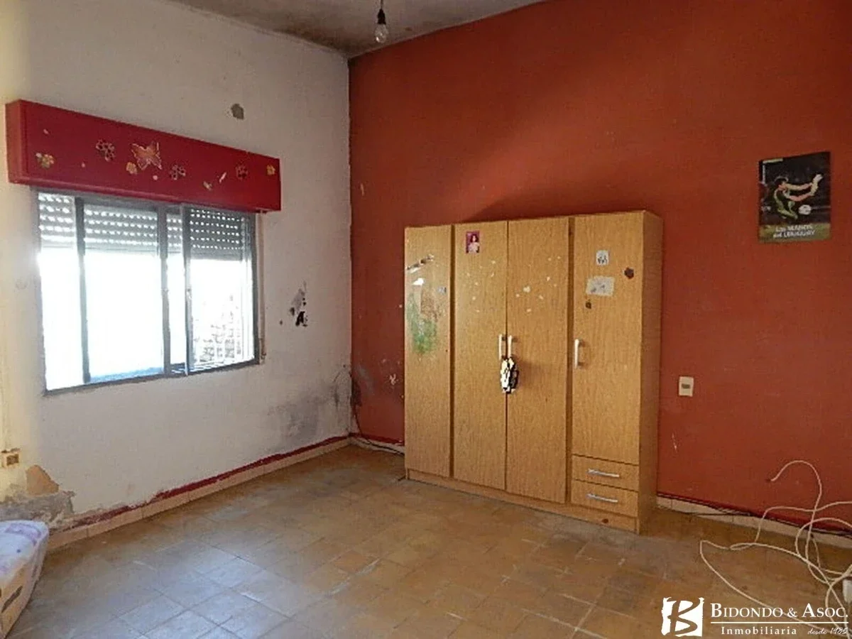 Casa 2 Dormitorios con fondo y parrillero Próxima A Millán Y Garzón - Imagen 3