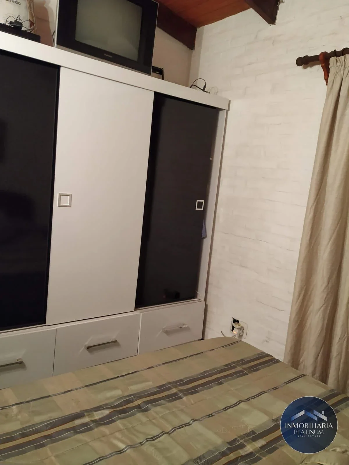 Casa en venta c/ cochera en Atlántida - Imagen 2