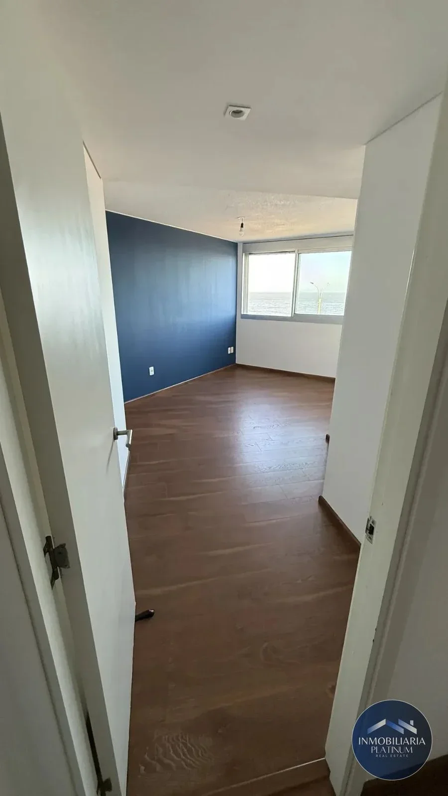 Apartamento en alquiler c/ cochera en Ciudad Vieja - Imagen 2