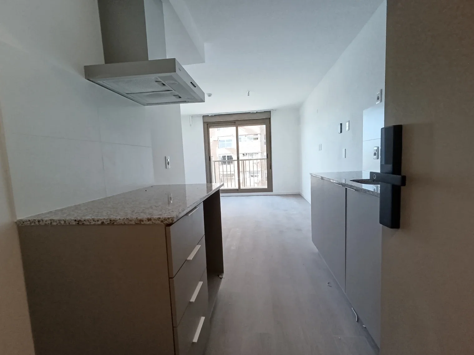 Venta de Apartamento Monoambiente con balcón en La Blanqueada - Imagen 2