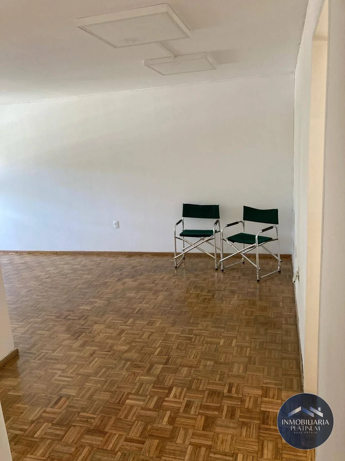 ALQUILER DE APARTAMENTO VIVIENDA O OFICINA, 3DORM, CON GARAJE , TRES CRUCES - Imagen 3