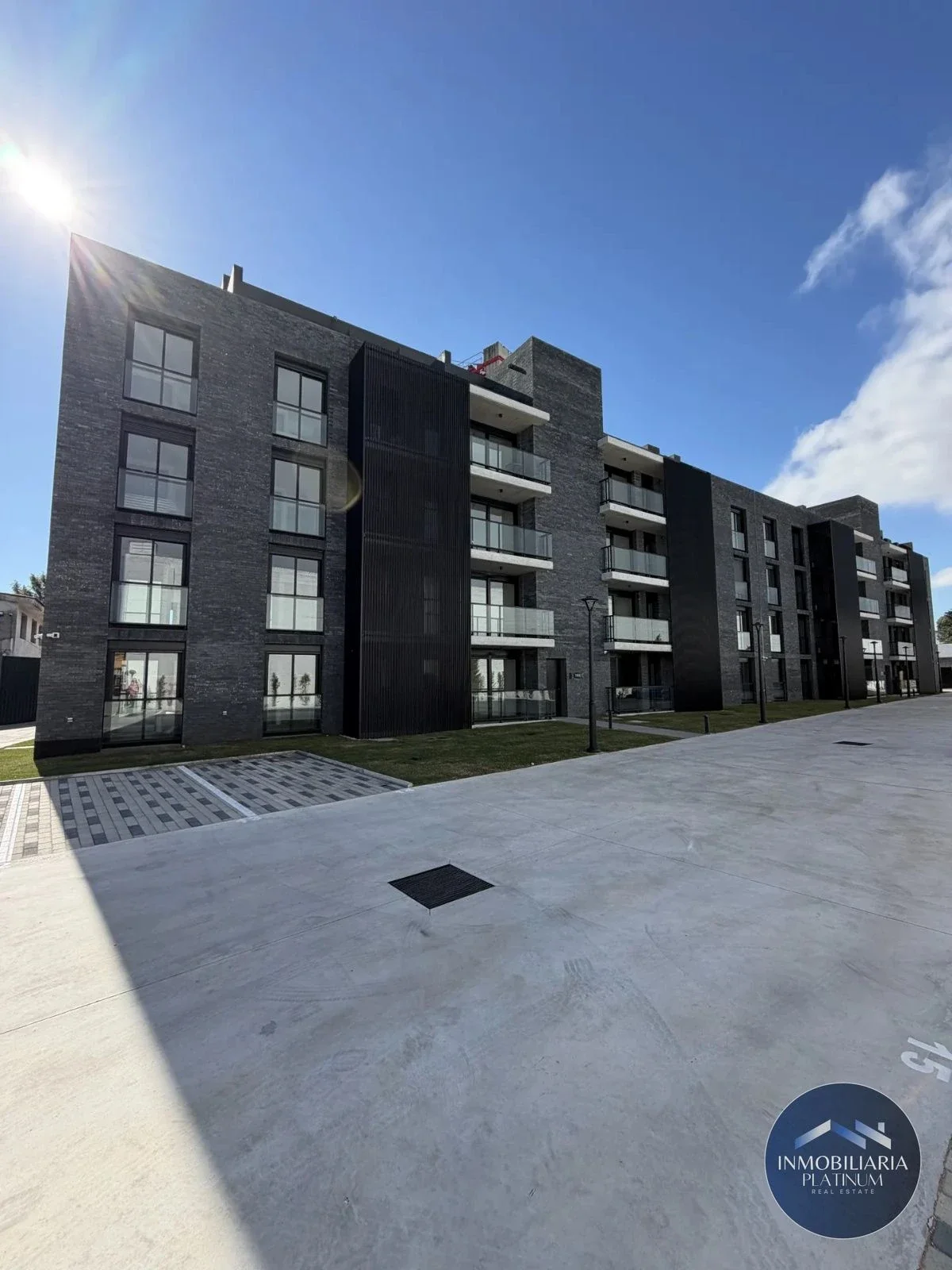 Apartamento en Alquiler c/ Cochera en Prado - Imagen 2
