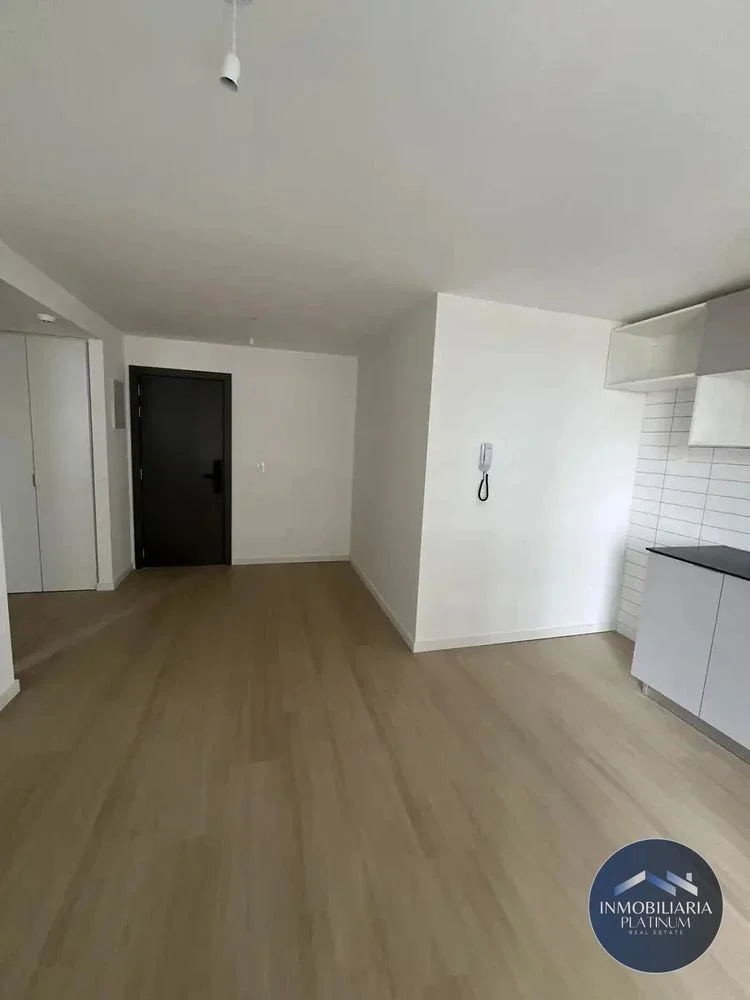 Apartamento en alquiler c/ cochera en Malvin - Imagen 2