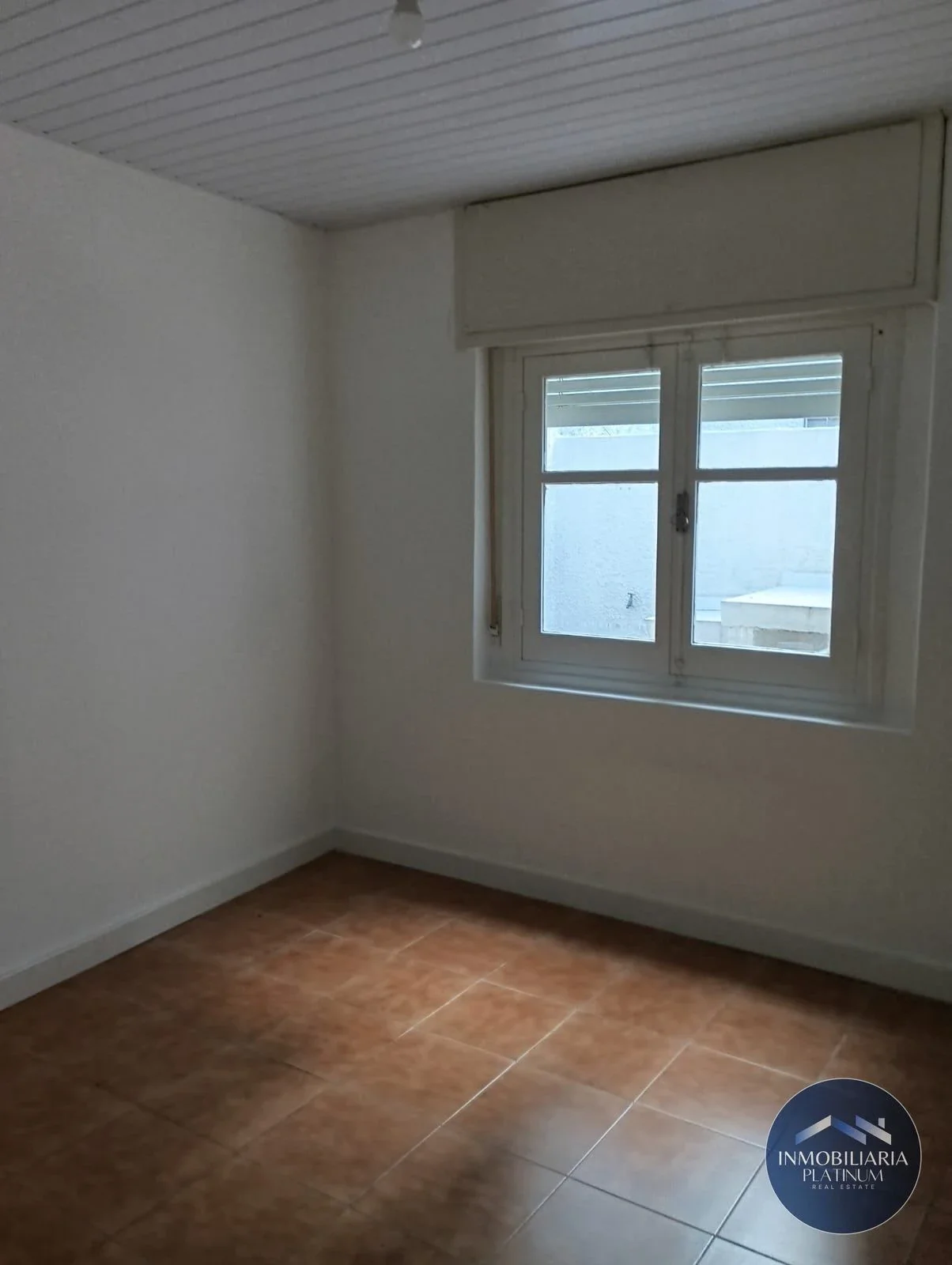 Apartamento en alquiler en La Comercial - Imagen 2