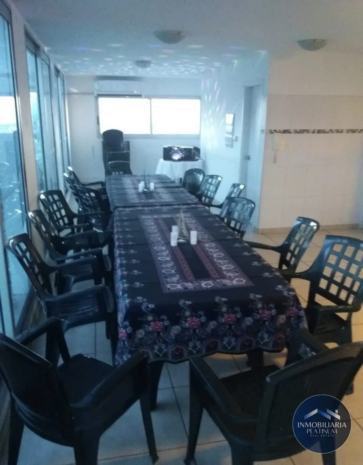 Apartamento en venta en Tres Cruces - Imagen 3