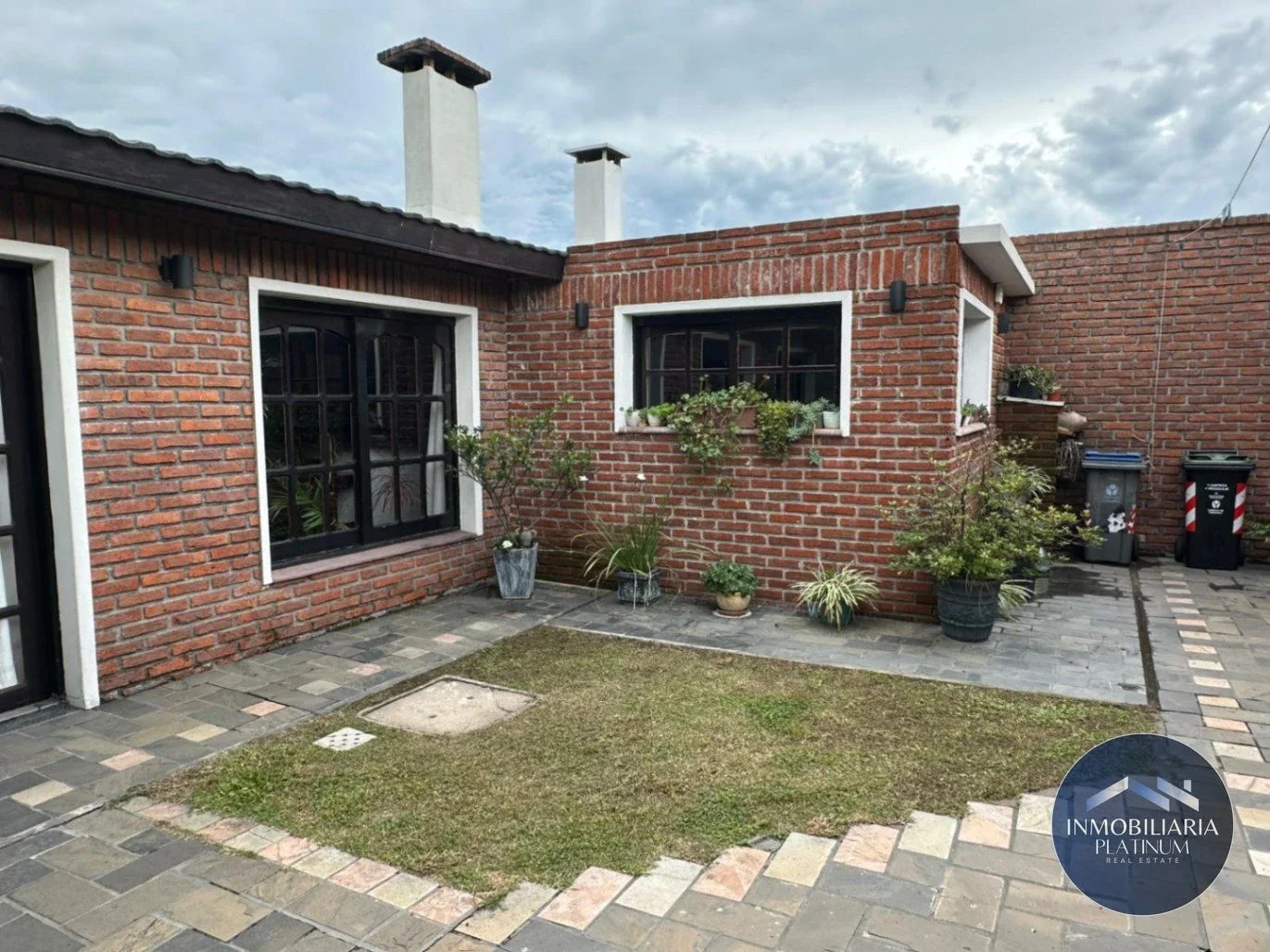 Venta Casa 3 Dormitorios + Galpon en Canelones con cochera - Imagen 3