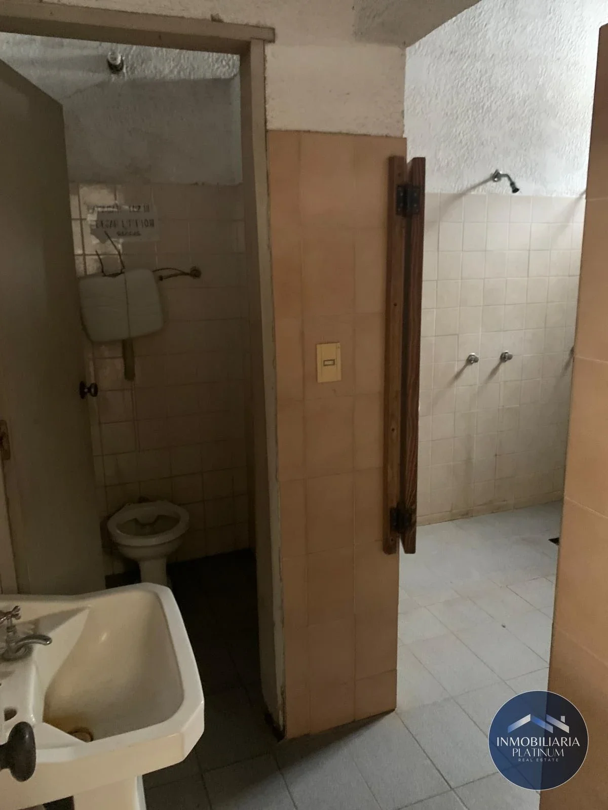 Galpón en venta de 1200m2 ubicado en La Comercial - Imagen 4