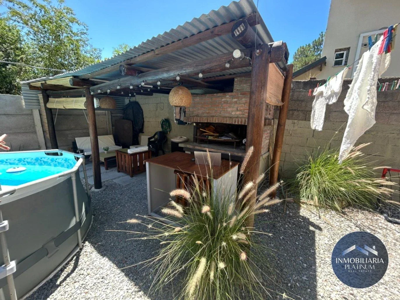 Casa en venta c/ cochera en El Pinar - Imagen 2