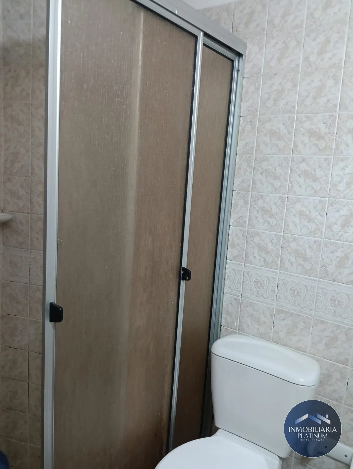 Apartamento en alquiler en Tres Cruces - Imagen 2