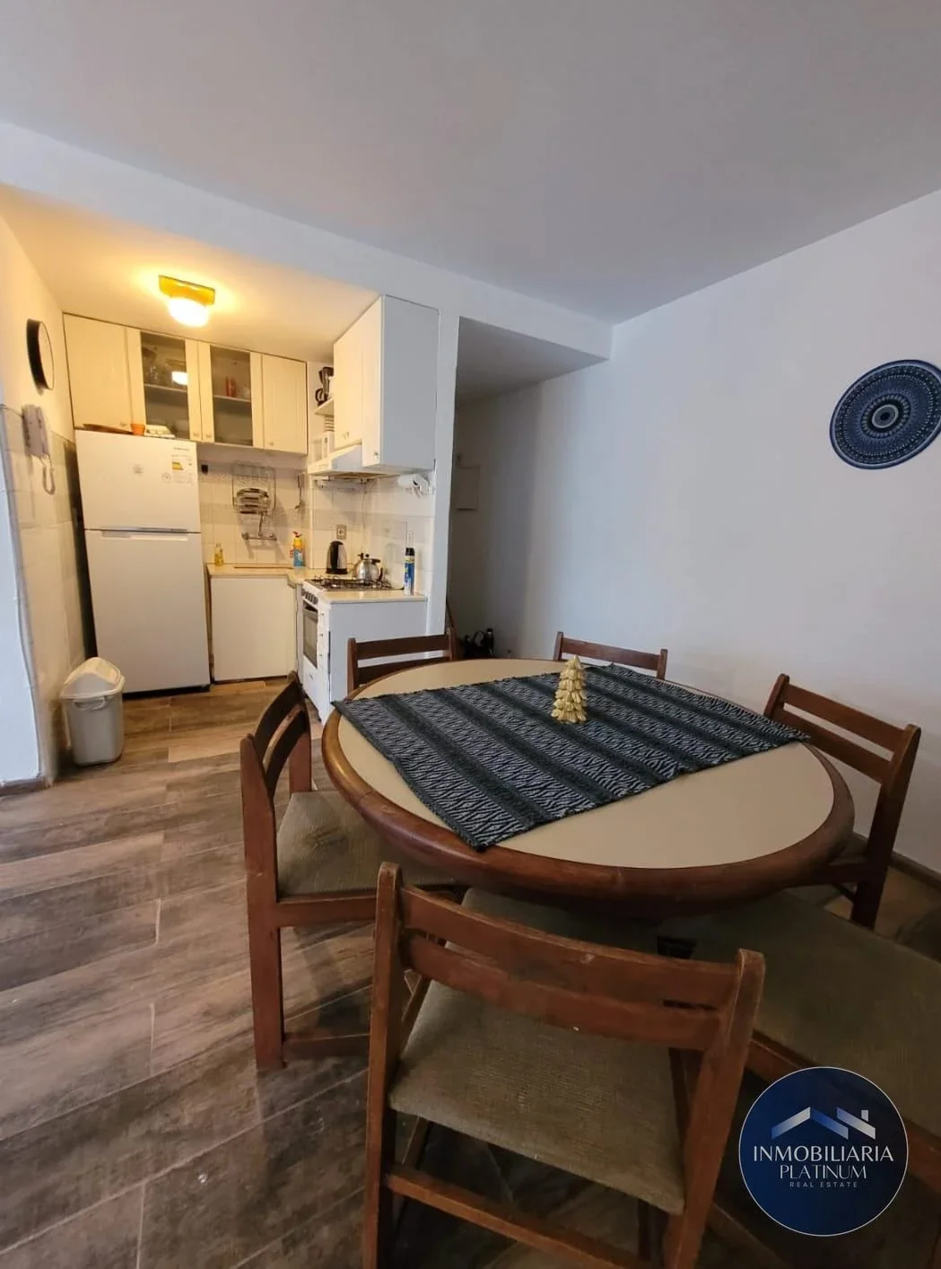 Apartamento en venta en Playa Mansa - Imagen 4