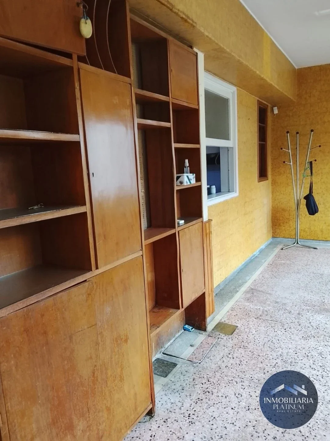 Venta de casa 2 pisos con amplio terreno ideal desarrolladores o para reciclaje - Imagen 5