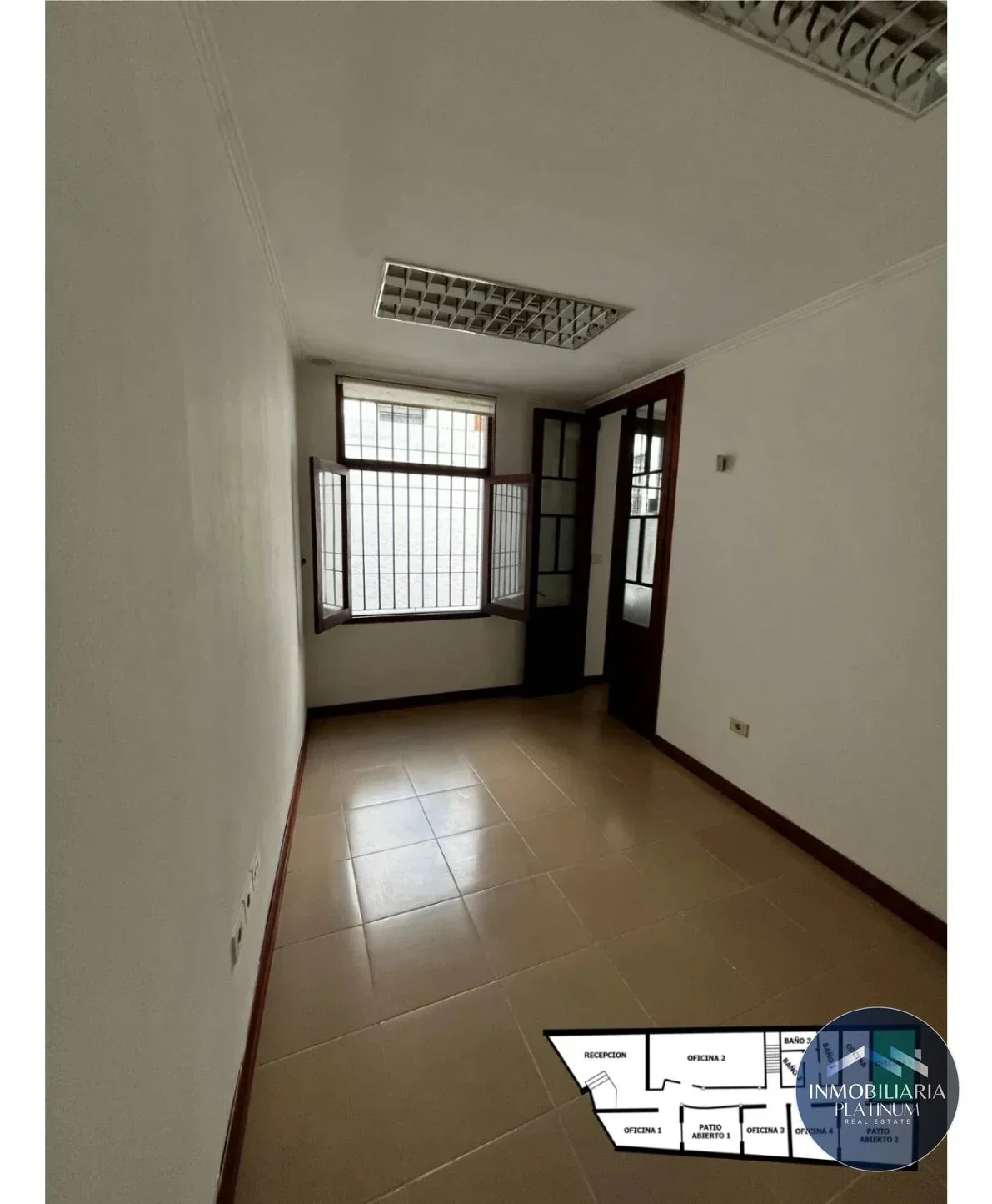 Casa alquiler uso comercial en Tres Cruces 6 dormitorios-oficinas y 3 baños - Imagen 5