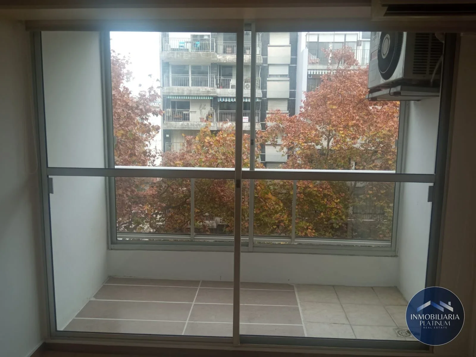 Apartamento en alquiler c/ cochera en Pocitos - Imagen 1