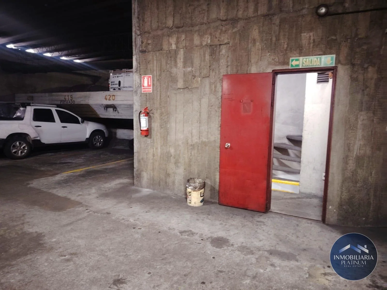 Cocheracubierta  en venta ubicado en Centro - Imagen 3
