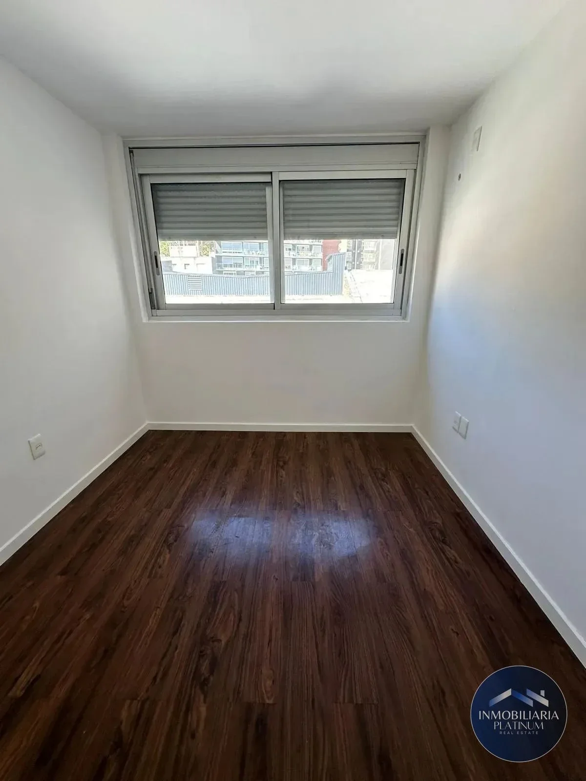 Alquiler Apartamento 2 dormitorios y balcón en Cordón Sur - Imagen 3