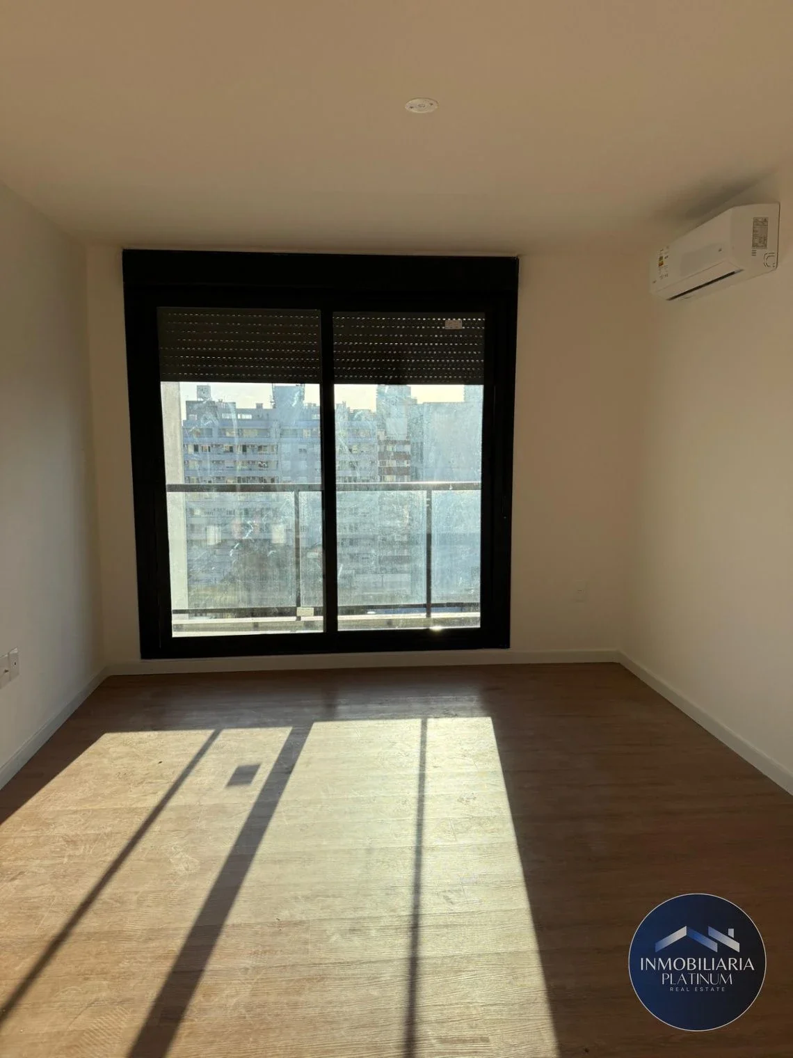 Apartamento en Venta 1 Dormitorio c/ Cochera c/ Renta en Cordón - Imagen 3