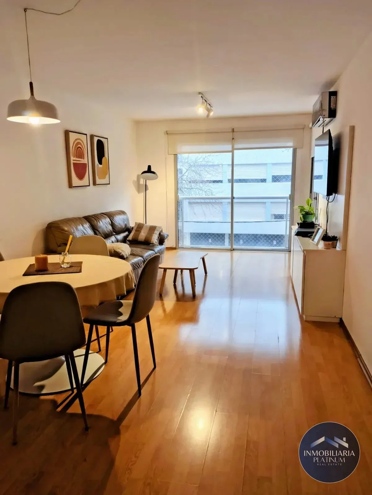 Apartamento en venta c/ cochera en Punta Carretas - Imagen 1