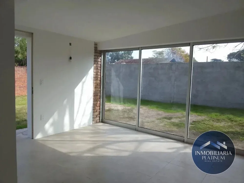 Casa en alquiler c/ cochera en Solymar - Imagen 4